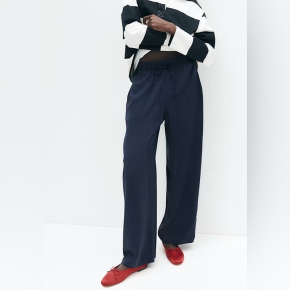H&M Pants - H&M Navy Blue Women's Pull On Pants